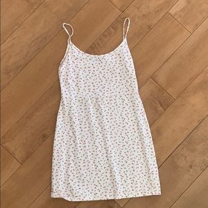 BRANDY MELVILLE DRESS 🌹